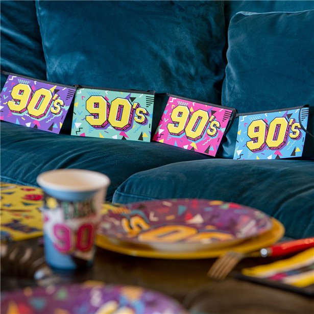 90's Bunting - 5m